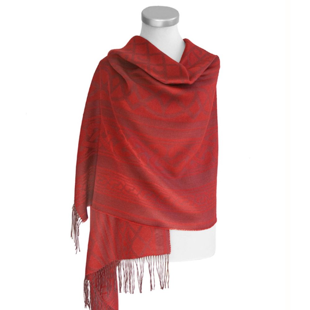 Twisted Rib Patterns Shawl. Made in Peru